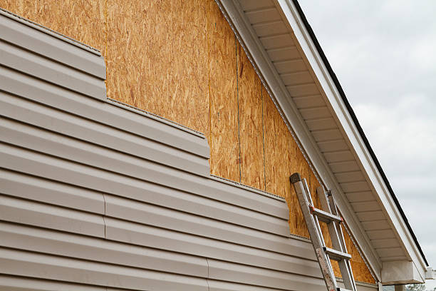 24/7 Emergency Vinyl Siding experts in Manchester, TN